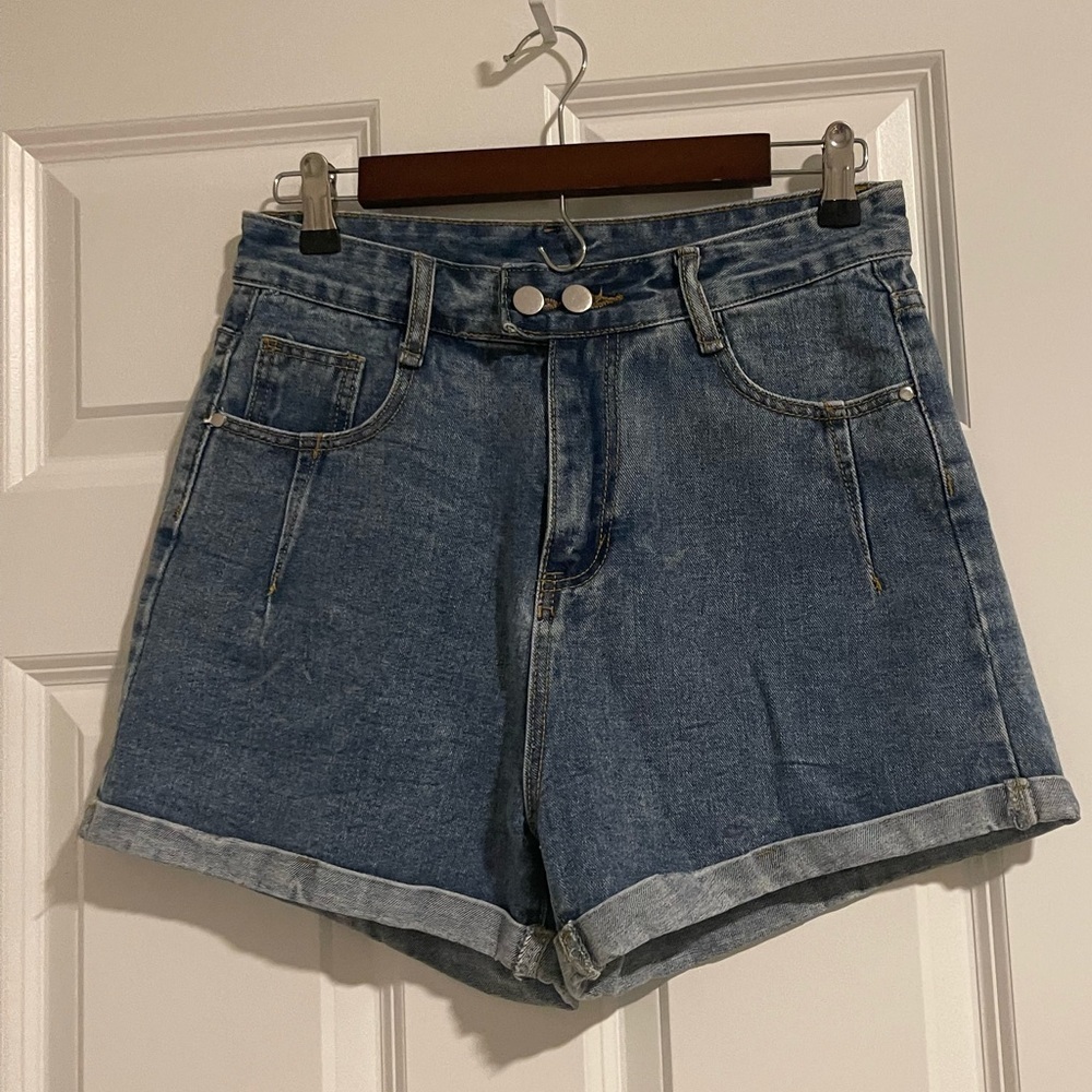 High Waisted Jean Shorts size M